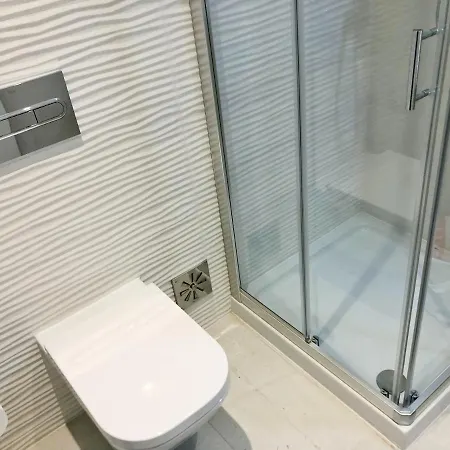 Modern In Arroios Apartment