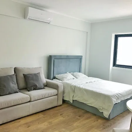 Modern In Arroios